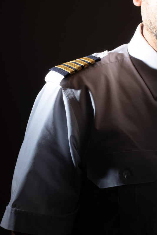 EPAULETS, GOLD METALLIC ON BLACK