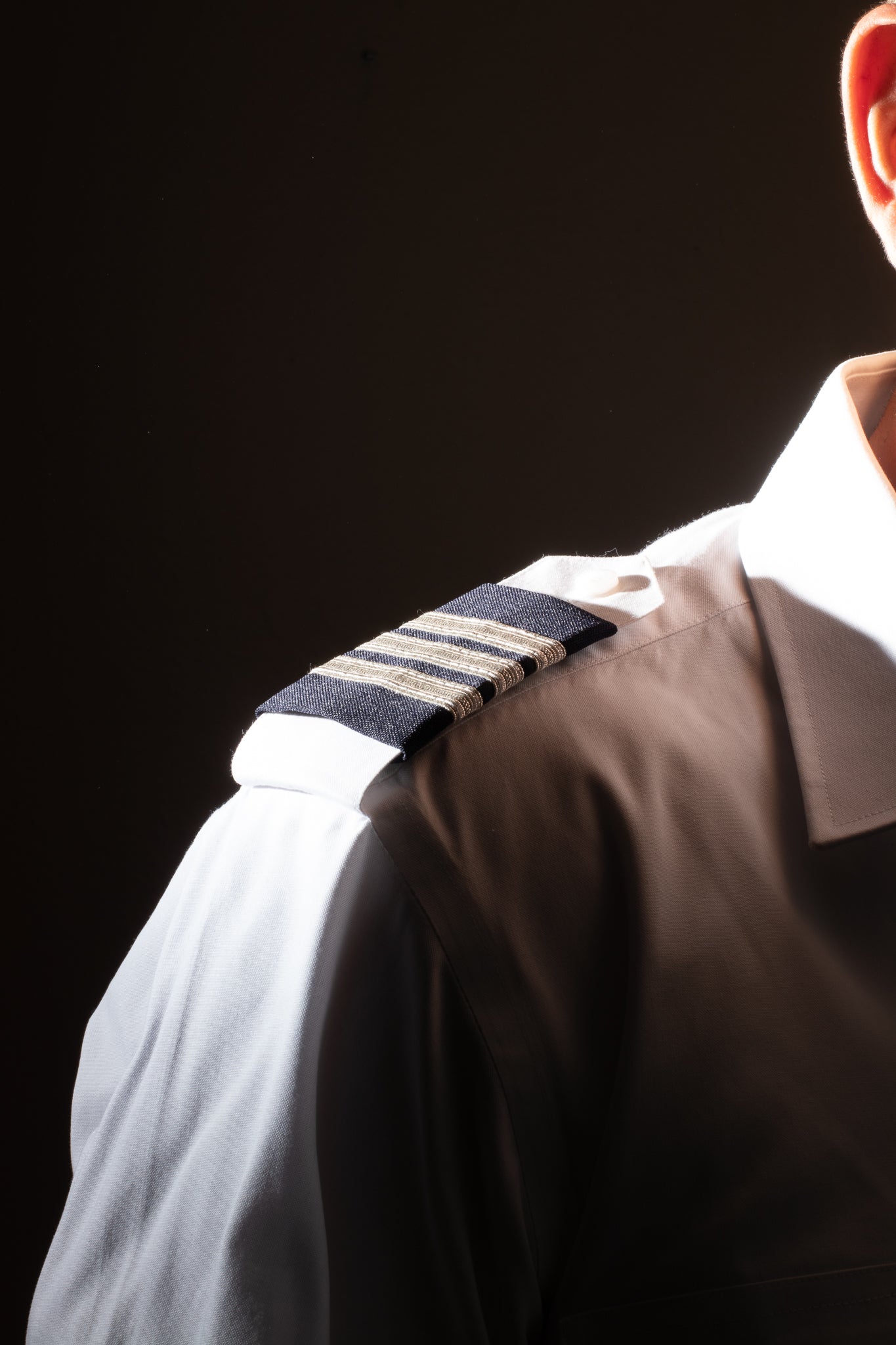 EPAULETS, SILVER NYLON ON BLACK